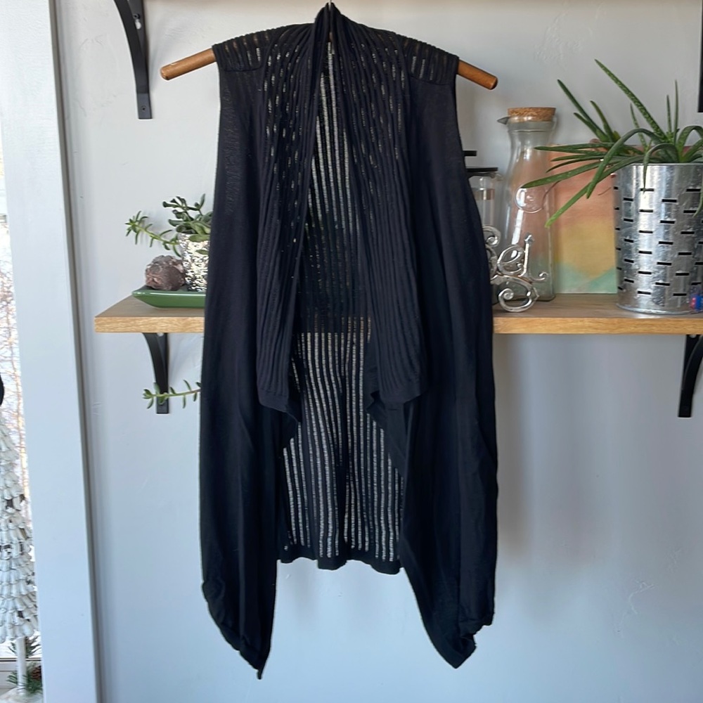 Vintage Y2K New York & Company Black Knit Drapey Sleeveless Sweater Vest Sz XS